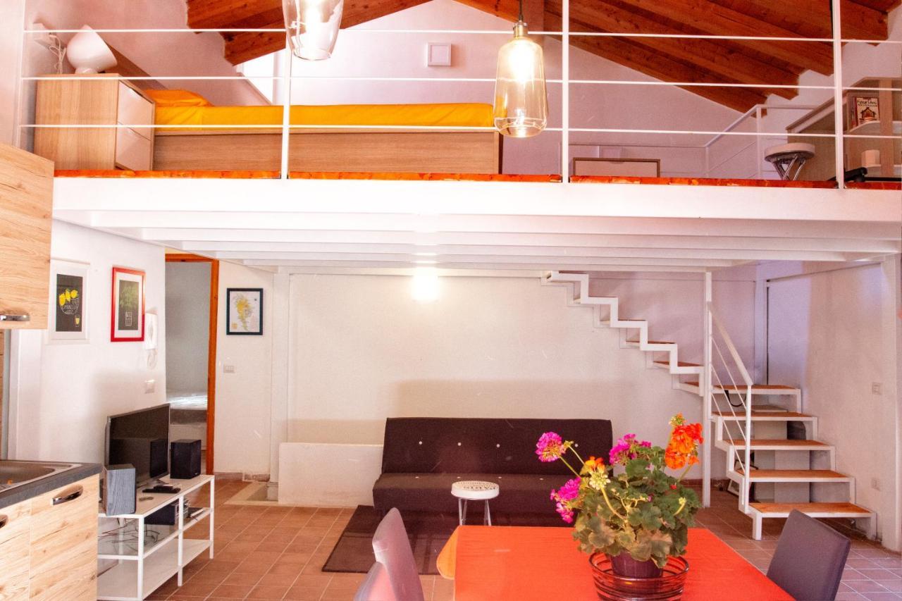 Sunny Holiday Apartment - Ortigia Syracuse Екстер'єр фото